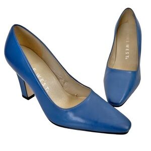 Nine West Vintage 90s Style Closed Toe Slip In Basic Pumps Sky Blue Size 5.5